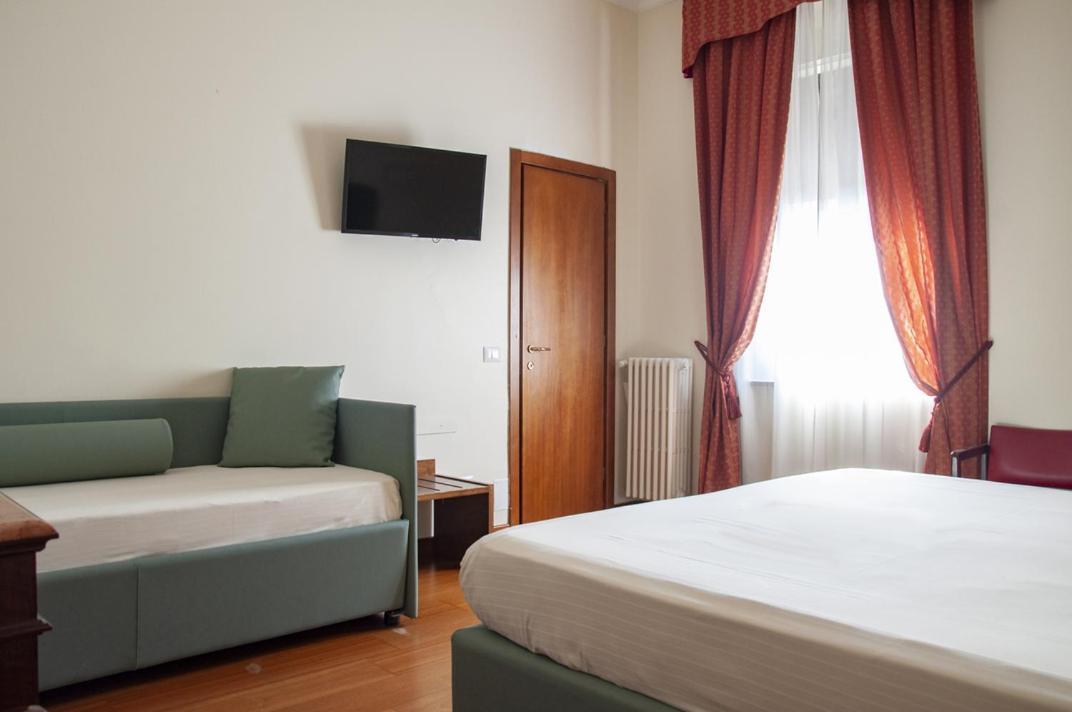 Hotel San Guido Милан Номер фото